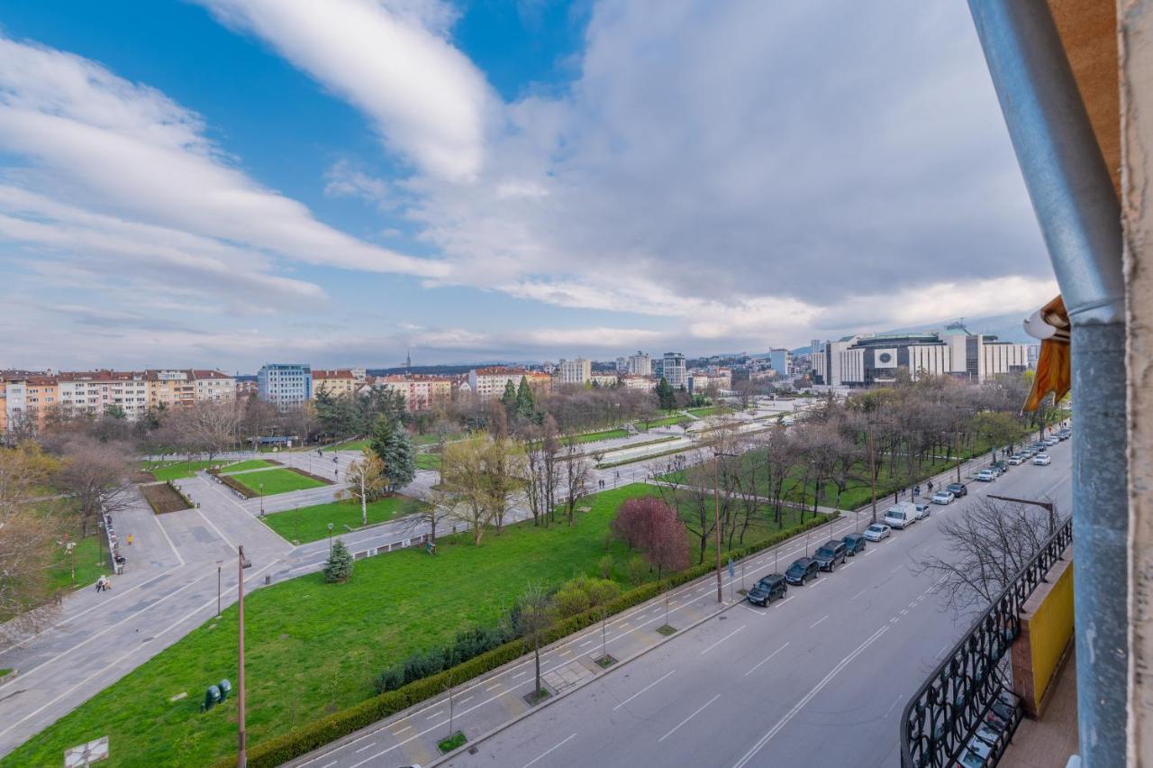 Vitosha Str 2Bd White & Blue Apt By Flat Mаnager Sofia Exteriör bild